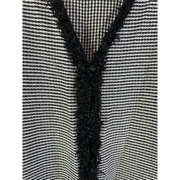 Exclusively MISOOK Houndstooth Fringe Acrylic Knit Blazer Jacket - Picture 4 of 7